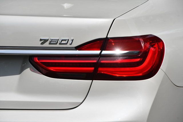 2018 BMW 7 Series 750i - 22862608 - 12