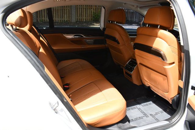 2018 BMW 7 Series 750i - 22862608 - 42