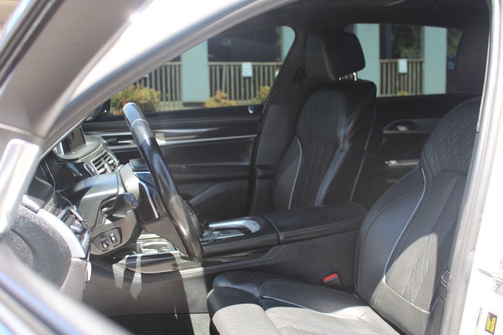 2018 Bmw 750i Sedan photo 12