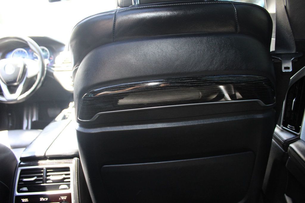 2018 Bmw 750i Sedan photo 22
