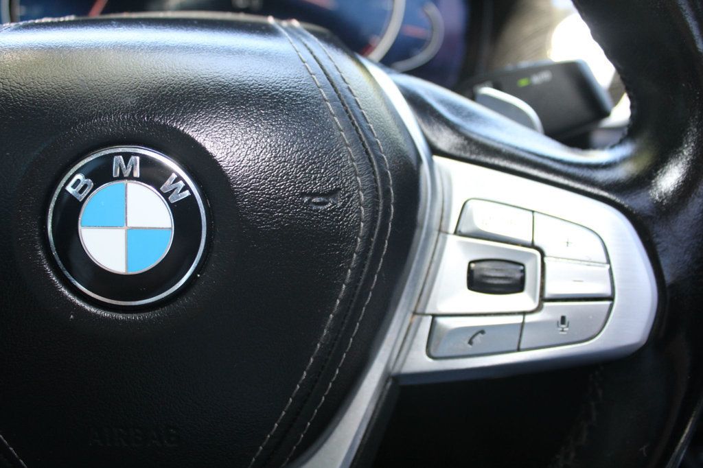 2018 Bmw 750i Sedan photo 27