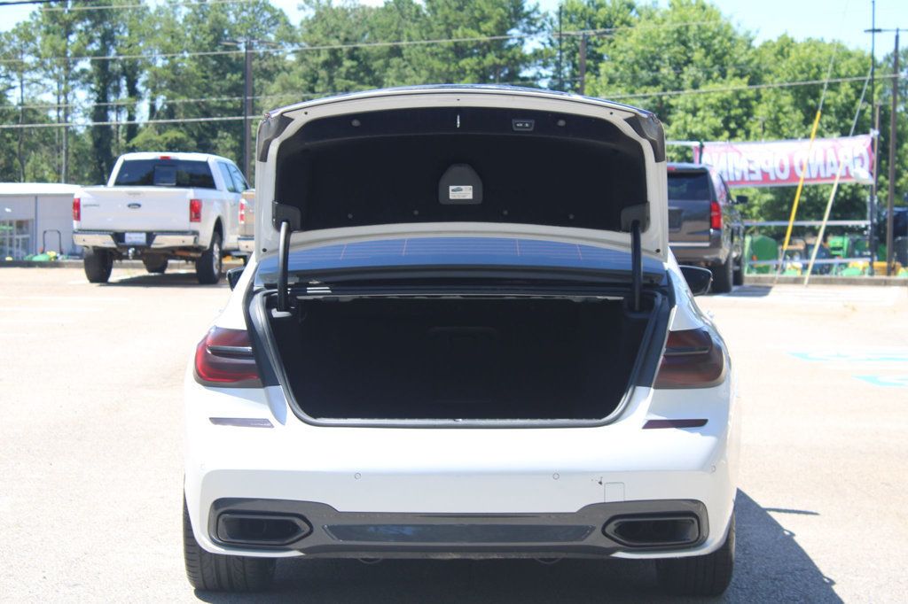 2018 Bmw 750i Sedan photo 6
