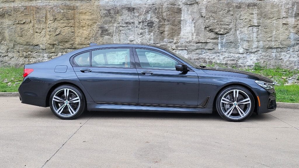 2018 BMW 7 Series 750i w/M Sport Package - 22407857 - 7