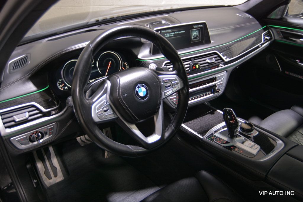 2018 BMW 7 Series 750i xDrive - 21736130 - 22