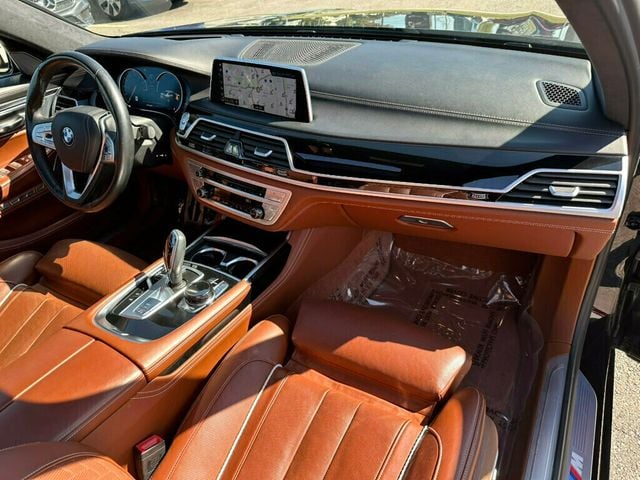 2018 BMW 7 Series 750i xDrive - 22601260 - 9