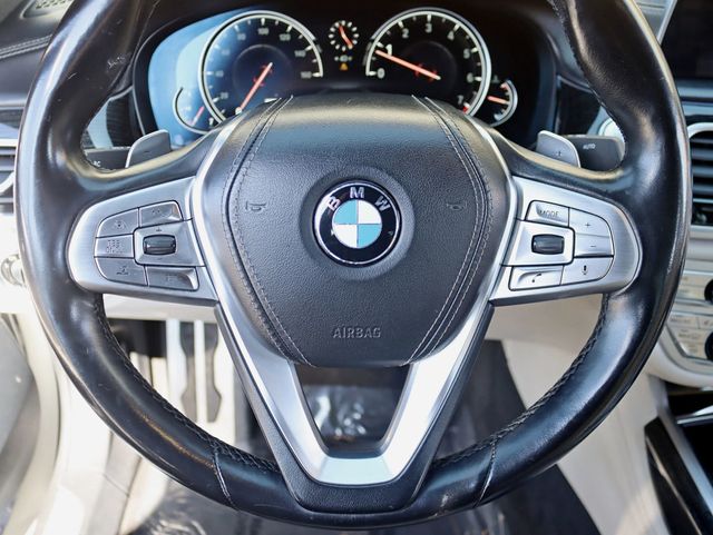 2018 BMW 7 Series 750i XDrive M-Sport - 22997460 - 13