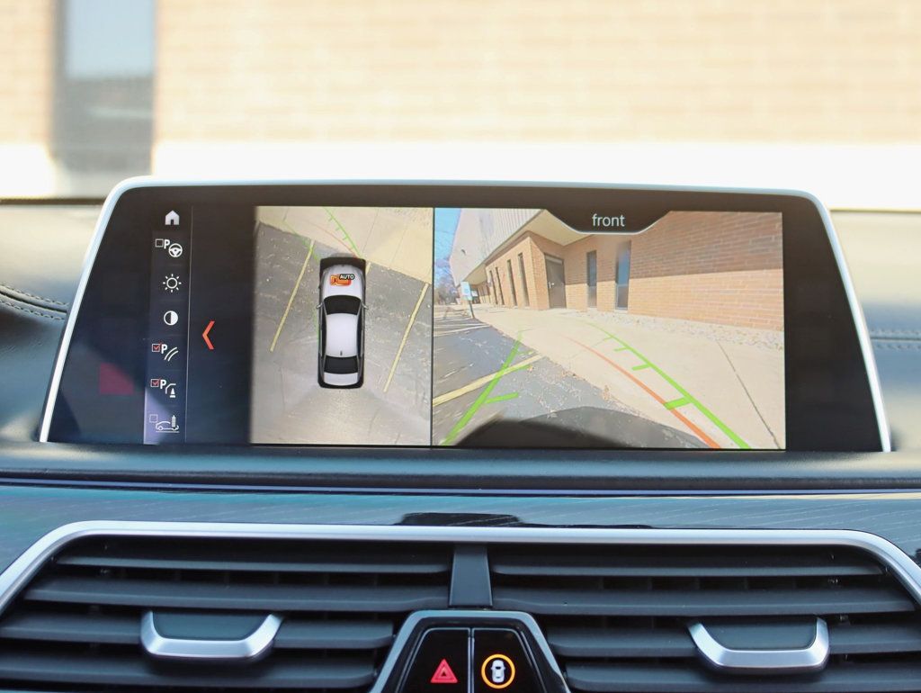 2018 BMW 7 Series 750i XDrive M-Sport - 22997460 - 17