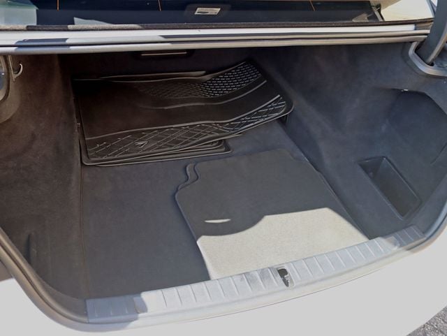 2018 BMW 7 Series 750i XDrive M-Sport - 22997460 - 38