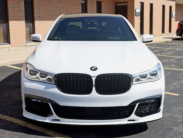 2018 BMW 7 Series 750i XDrive M-Sport - 22997460 - 4