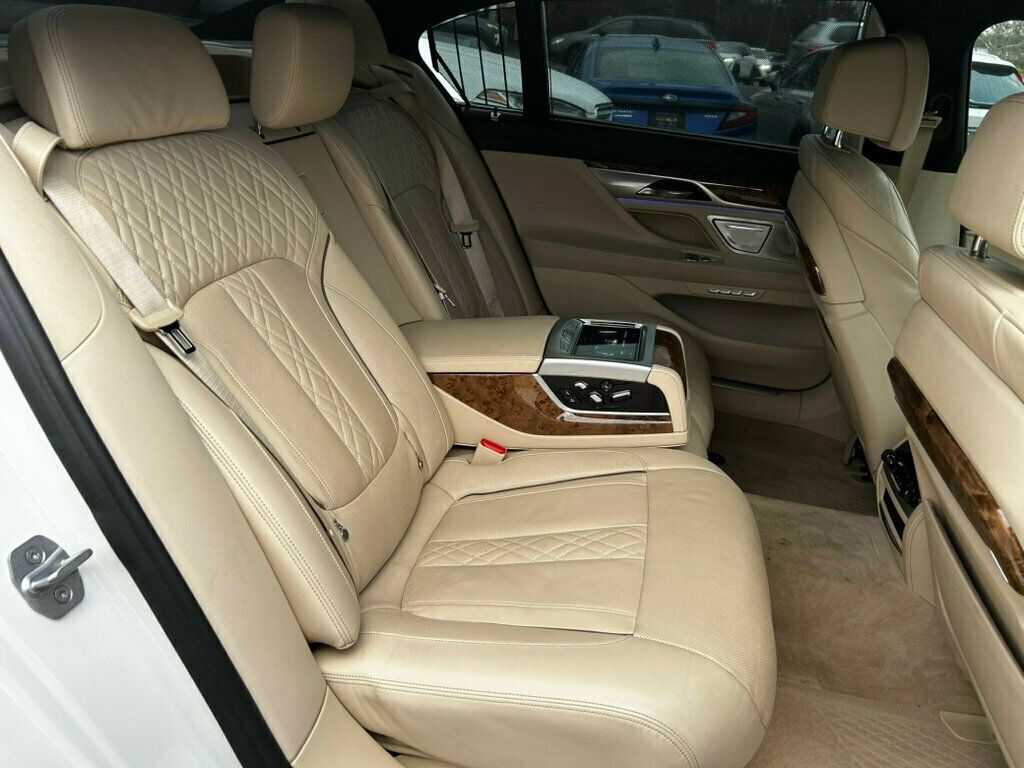 2018 BMW 7 Series LocalTrade/MSRP$121795/AutobahnPkg/DriverAssistancePkg/M-SportPK - 22949867 - 19