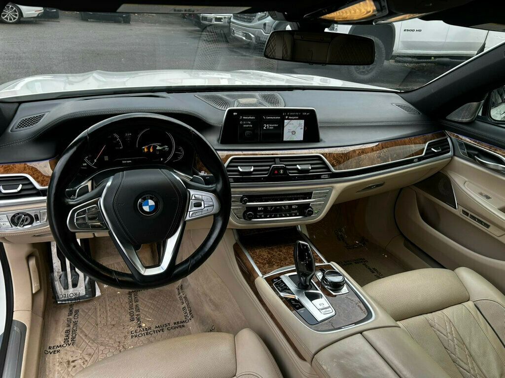 2018 BMW 7 Series LocalTrade/MSRP$121795/AutobahnPkg/DriverAssistancePkg/M-SportPK - 22949867 - 30