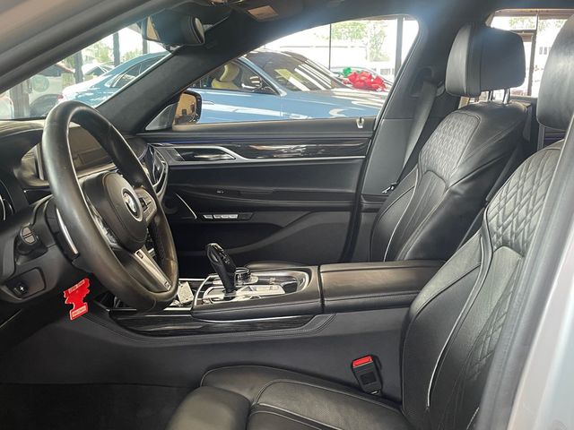 2018 BMW 7 Series M760i xDrive - 23074330 - 16