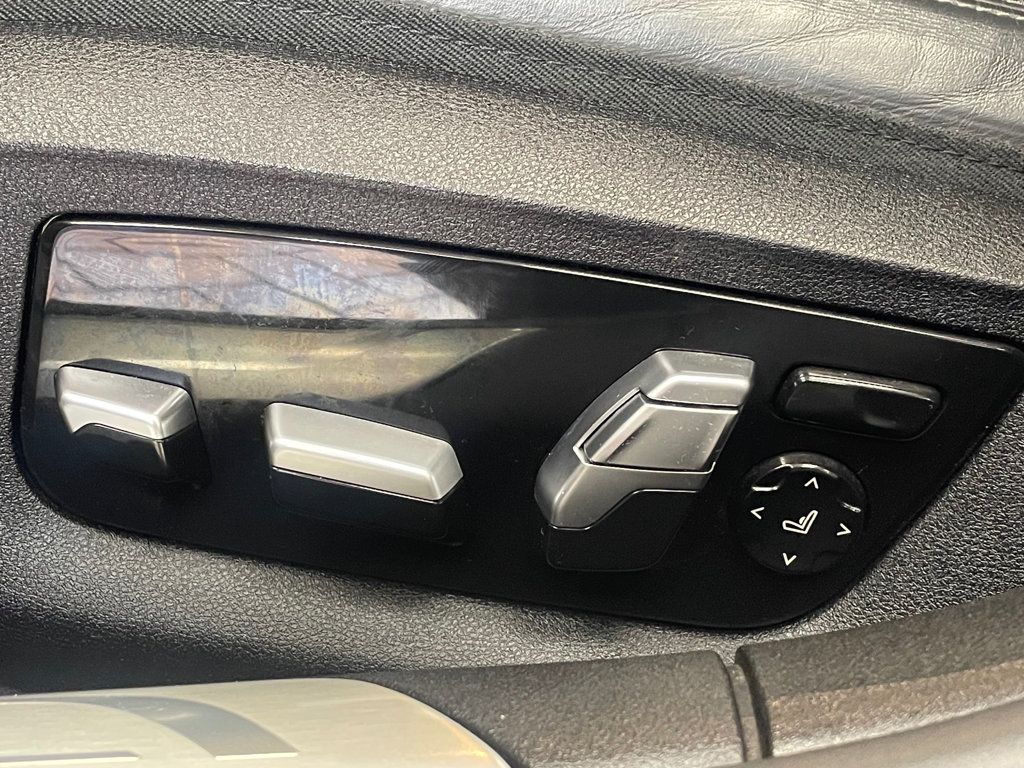 2018 BMW 7 Series M760i xDrive - 23074330 - 19
