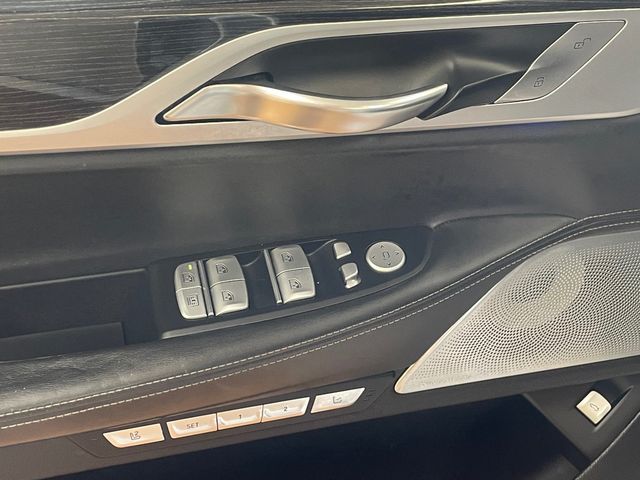 2018 BMW 7 Series M760i xDrive - 23074330 - 20