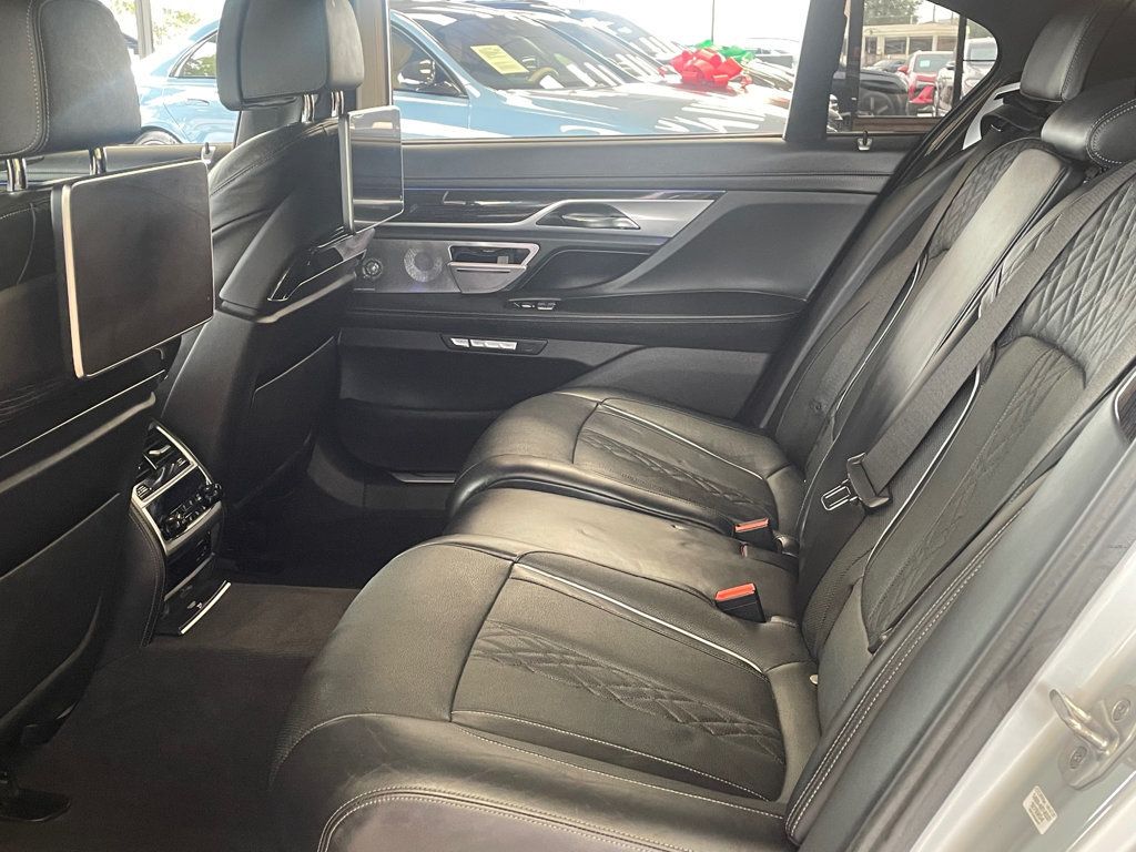 2018 BMW 7 Series M760i xDrive - 23074330 - 21