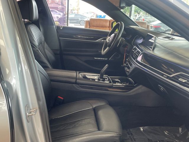 2018 BMW 7 Series M760i xDrive - 23074330 - 27