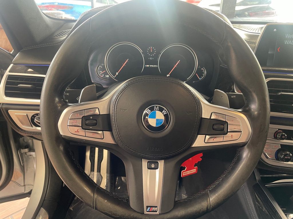 2018 BMW 7 Series M760i xDrive - 23074330 - 30