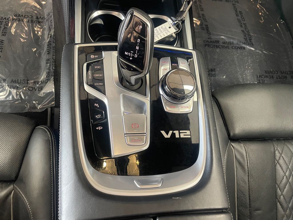 2018 BMW 7 Series M760i xDrive - 23074330 - 36
