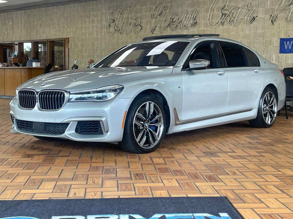 2018 BMW 7 Series M760i xDrive - 23074330 - 3