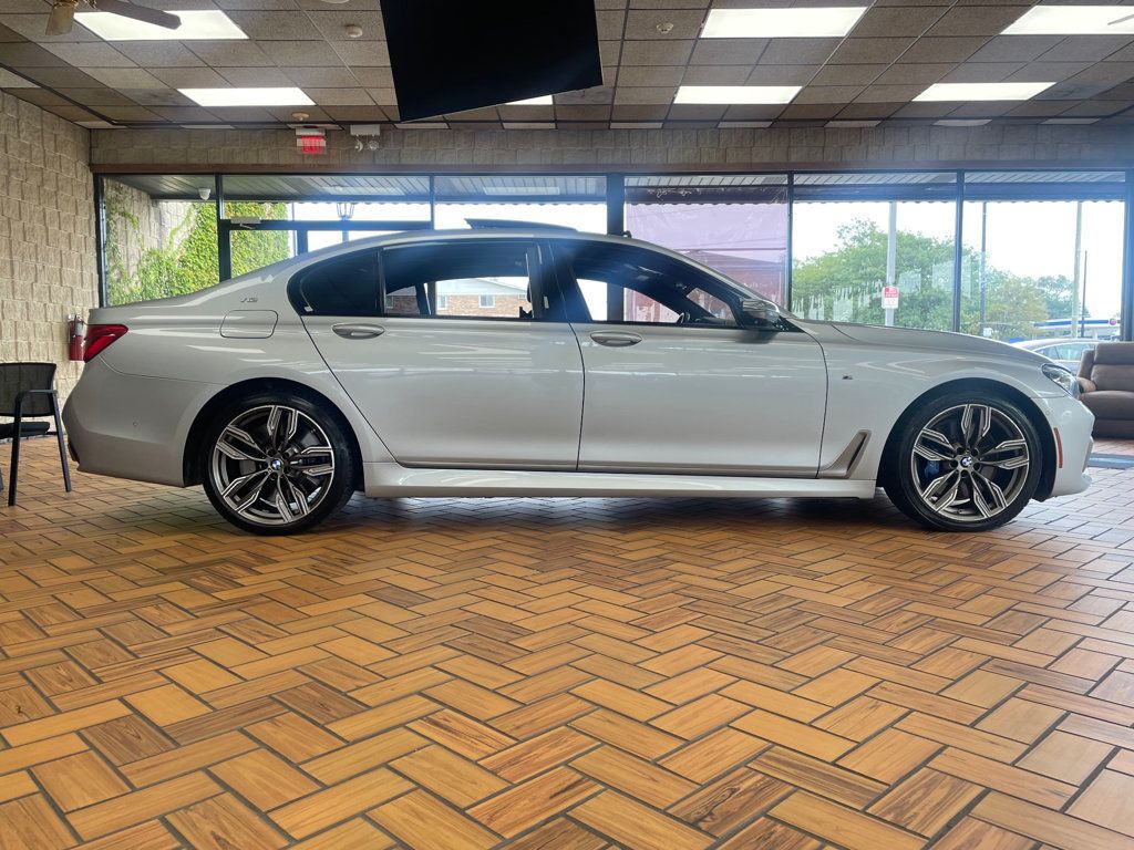 2018 BMW 7 Series M760i xDrive - 23074330 - 5