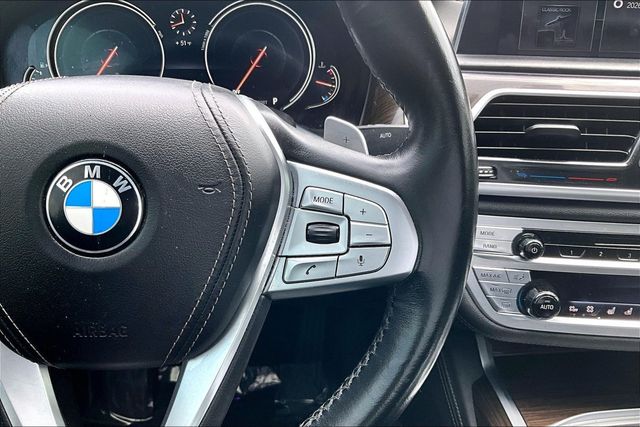 2018 BMW 7 Series xDrive - 23022516 - 21