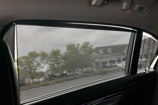 2018 BMW 7 Series xDrive - 23022516 - 28