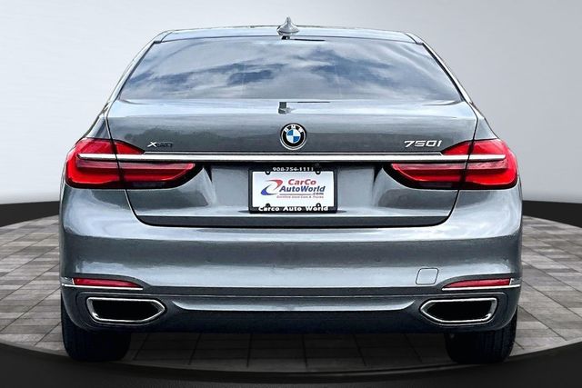 2018 BMW 7 Series xDrive - 23022516 - 5