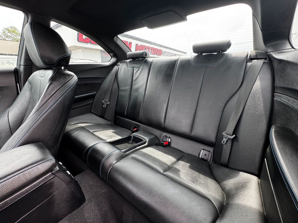 2018 BMW M2  - 23038647 - 19