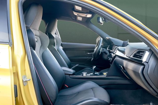2018 BMW M3 Base - 23009384 - 26