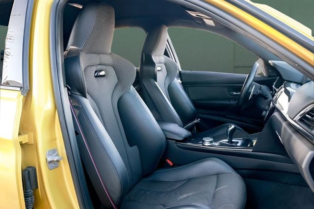 2018 BMW M3 Base - 23009384 - 27