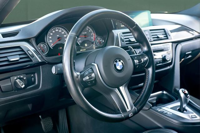 2018 BMW M3 Base - 23009384 - 33