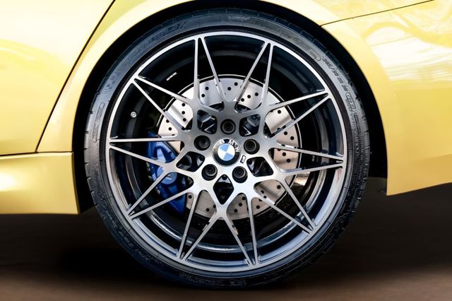 2018 BMW M3 Base - 23009384 - 37