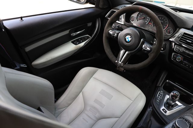 2018 BMW M3 Competition and Executive Package - 23040068 - 22