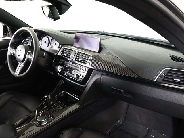 2018 BMW M4 Base - 22914173 - 25