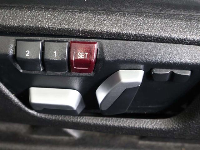 2018 BMW M4 Base - 22914173 - 30