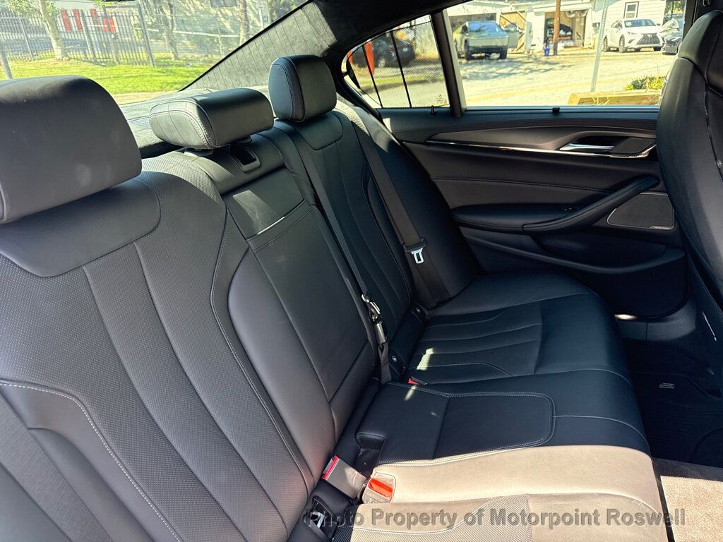 BMW M5  photo 15