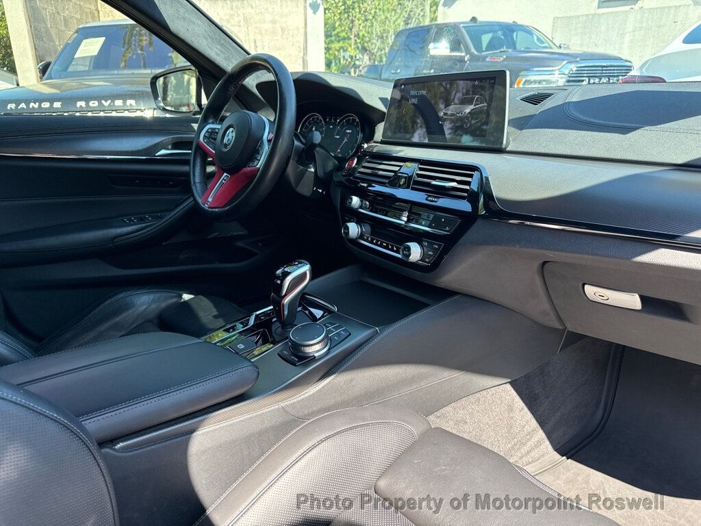 BMW M5  photo 17