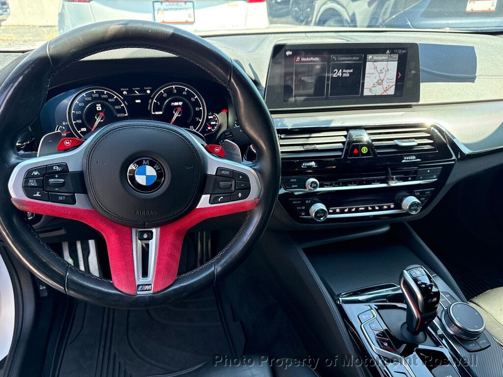 BMW M5  photo 19