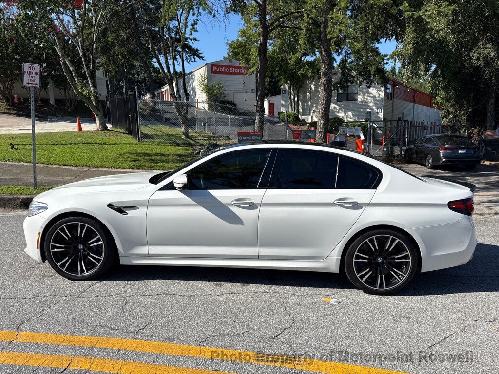 BMW M5  photo 3