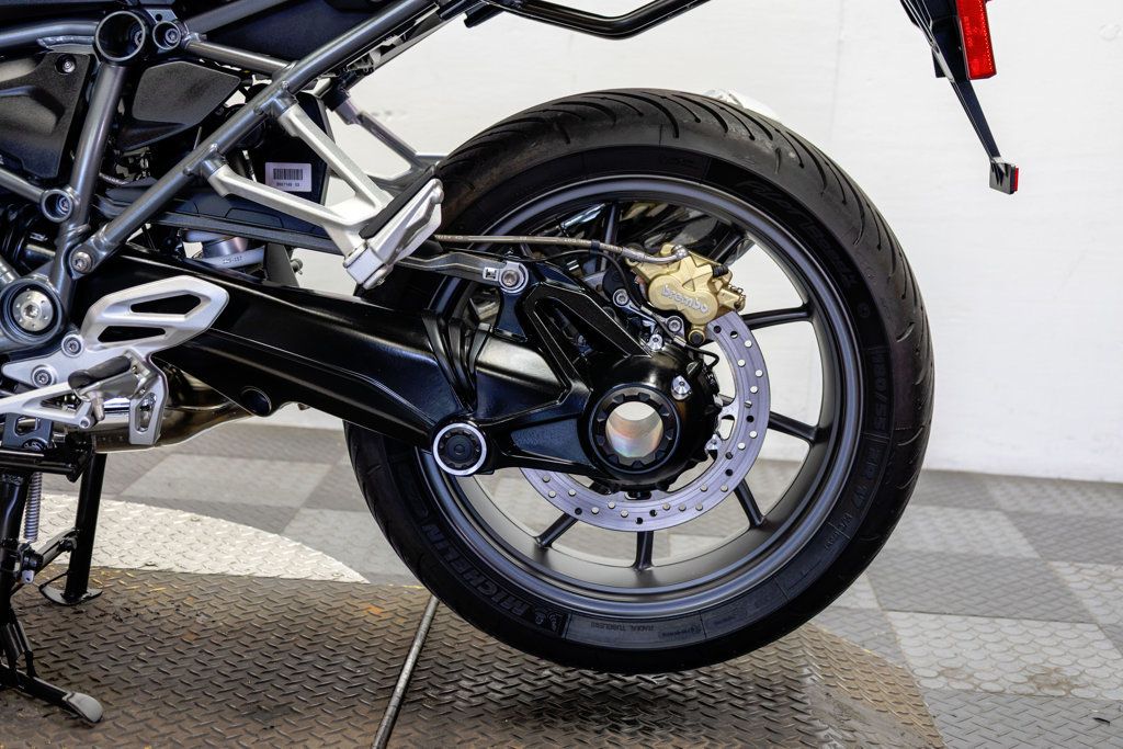 2018 BMW R1200R VERSATILE ROADSTER - 23033473 - 24