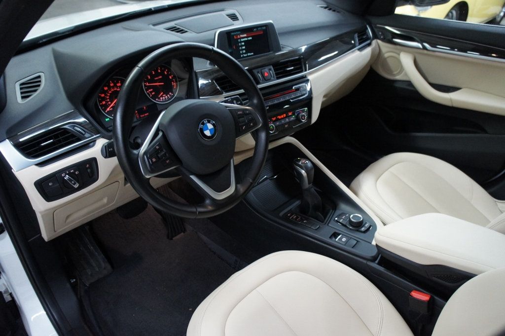 2018 Bmw X1 sDrive28i photo 2