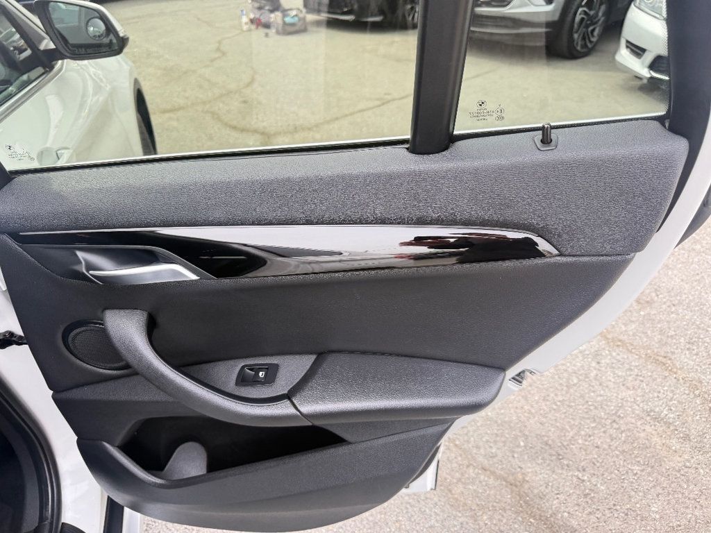2018 BMW X1 sDrive28i Sports Activity Vehicle - 22983892 - 18