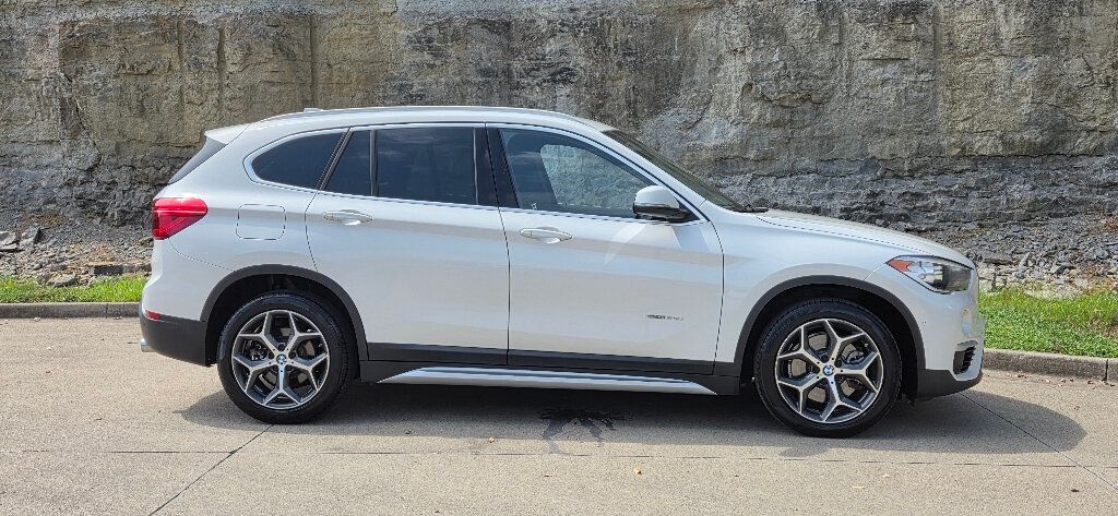 2018 Bmw X1 sDrive28i photo 2