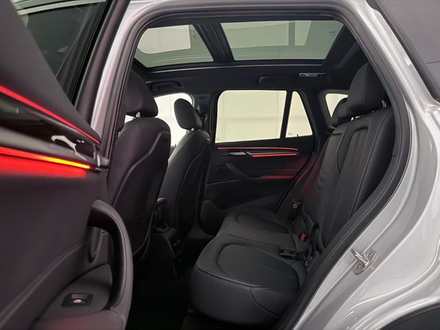 2018 BMW X1 xDrive28i - 23022311 - 21