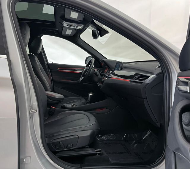 2018 BMW X1 xDrive28i - 23022311 - 24