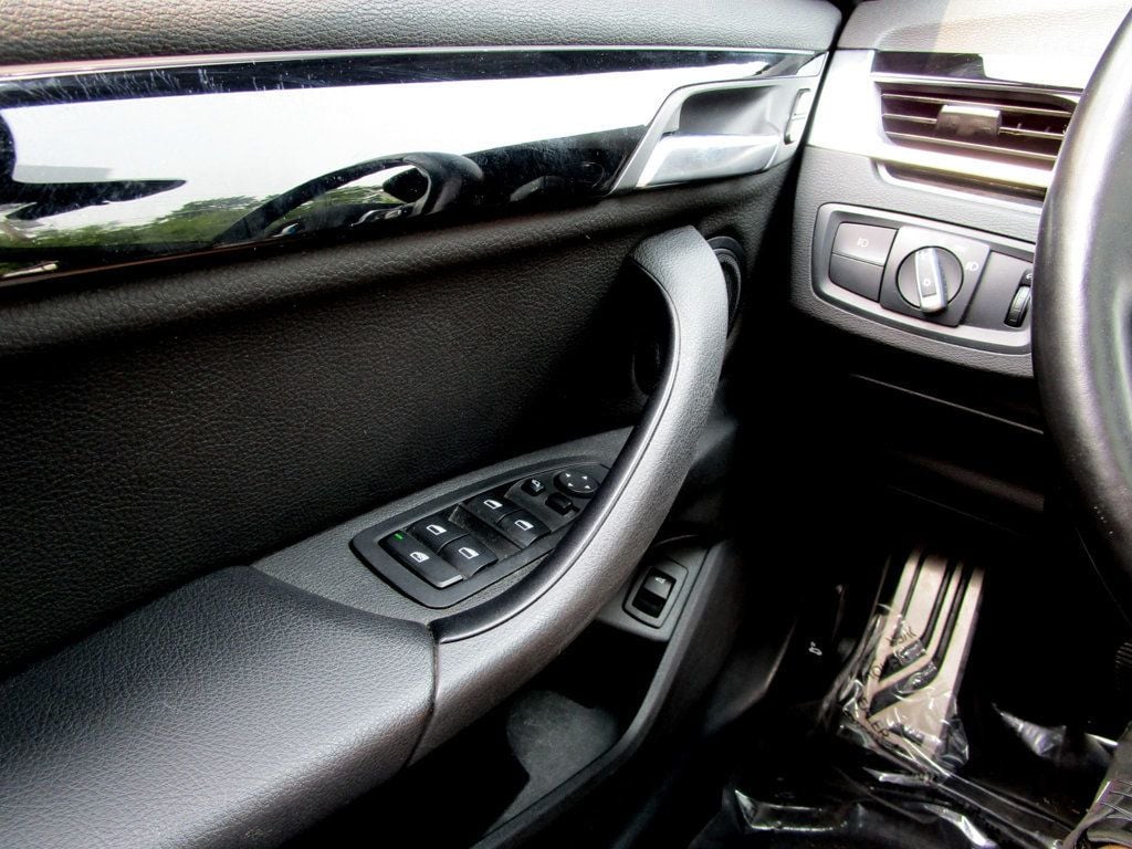 2018 BMW X1 xDrive28i Sports Activity Vehicle - 22861687 - 30