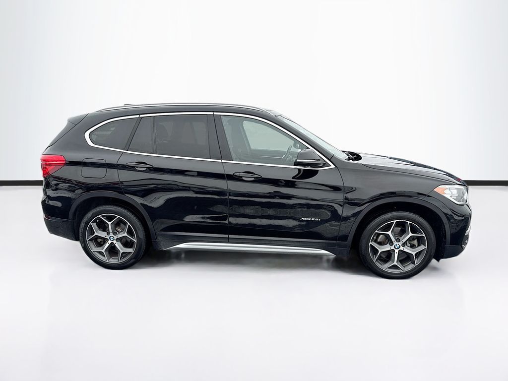 2018 BMW X1 xDrive28i Sports Activity Vehicle - 22954723 - 4