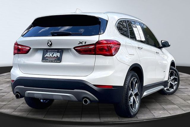2018 BMW X1 xDrive28i's photo