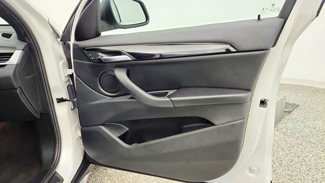 2018 BMW X1 xDrive28i Sports Activity Vehicle - 23094125 - 26