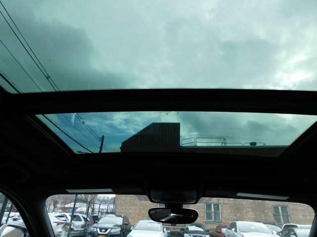 2018 BMW X2 xDrive28i Sports Activity Vehicle - 19579914 - 32